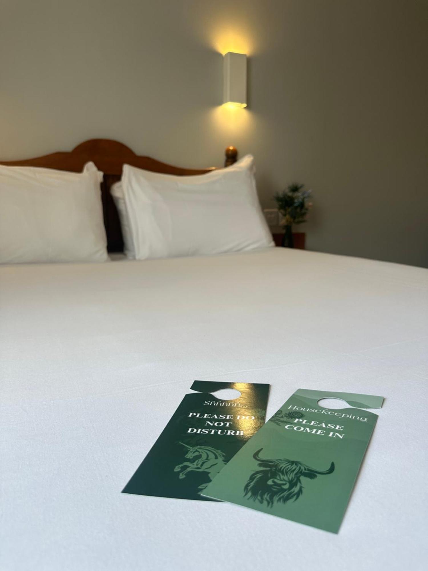 Go2 Glasgow Cumbernauld Hotel - Free Parking And Pet Friendly Экстерьер фото