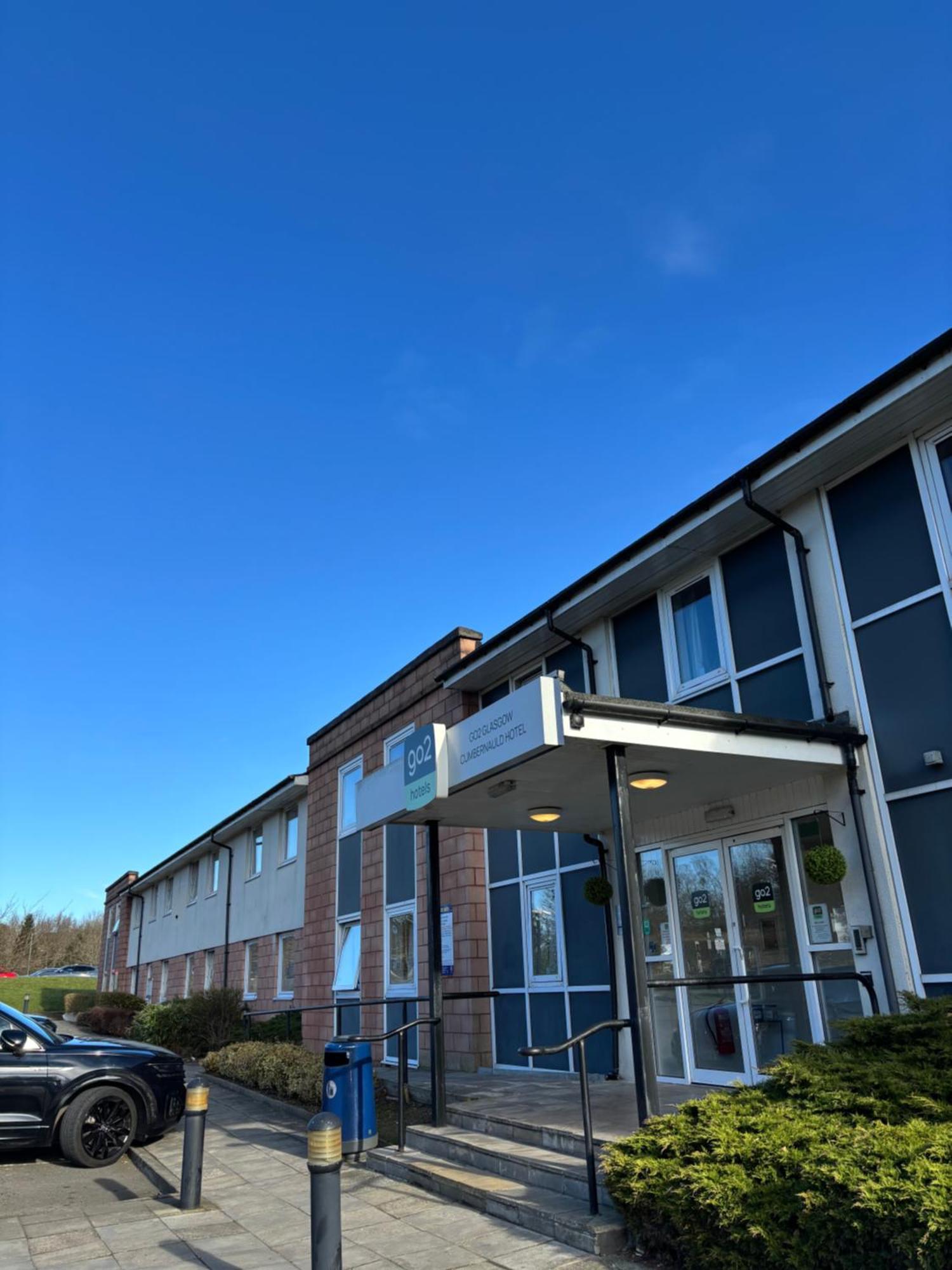 Go2 Glasgow Cumbernauld Hotel - Free Parking And Pet Friendly Экстерьер фото